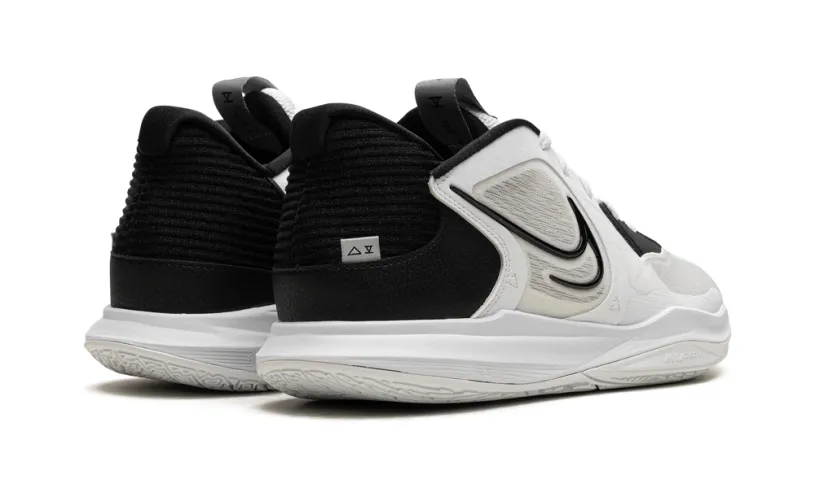 Nike Basketball Kyrie 5 Low 'White Wolf Grey Black'